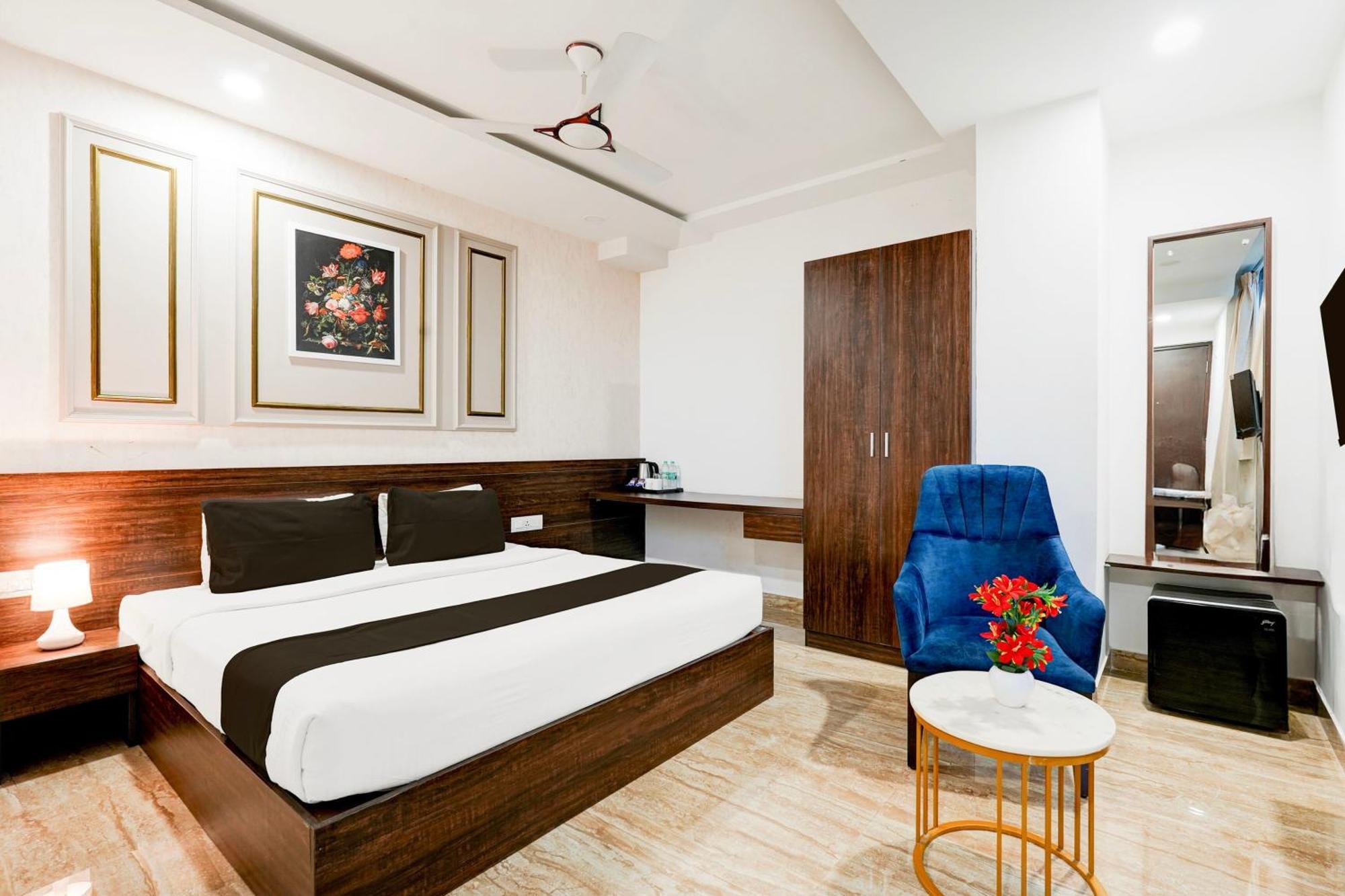 Super Townhouse Oak Aecs Formerly Bangalore Times エクステリア 写真