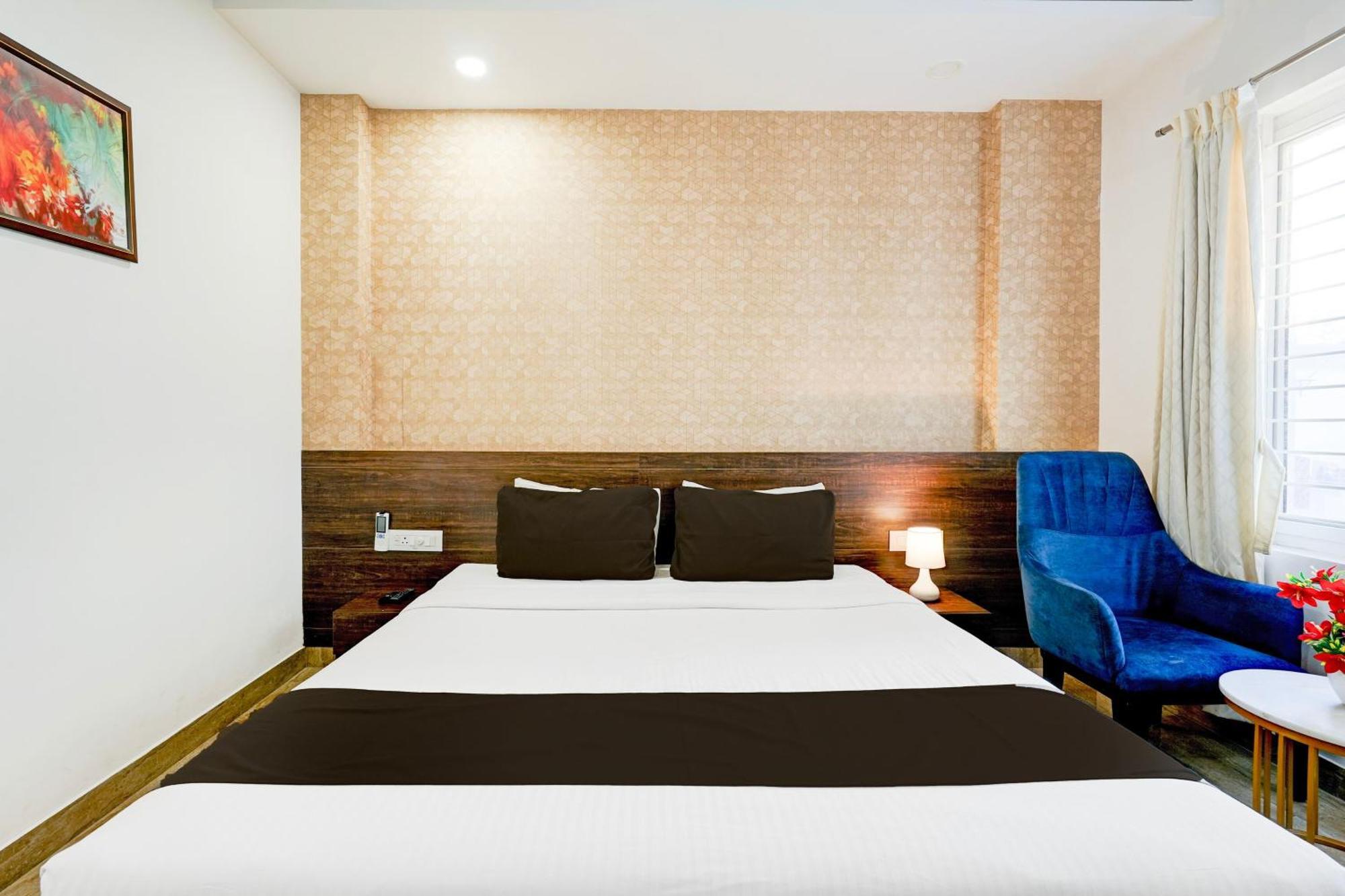 Super Townhouse Oak Aecs Formerly Bangalore Times エクステリア 写真